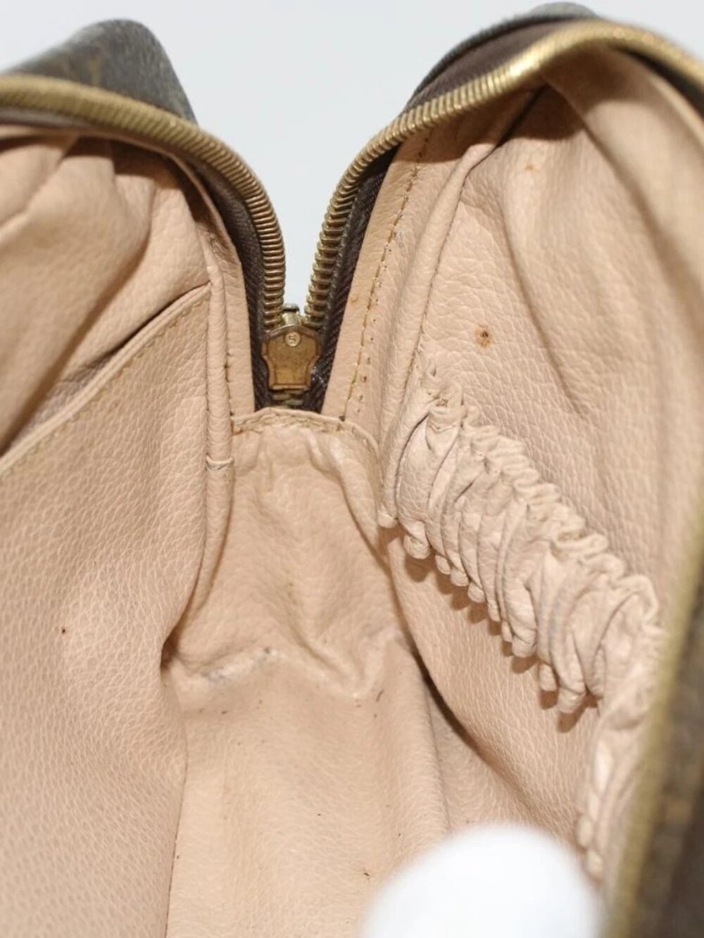 LOUIS VUITTON Monogram Trousse Toilette 23 Clutch Bag M47524 LV Auth bs6894 - Picture 10 of 16